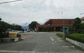 【周辺】 | ケイズ・ヒビキ　Ⅱ | 中央市役所玉穂庁舎まで1500m