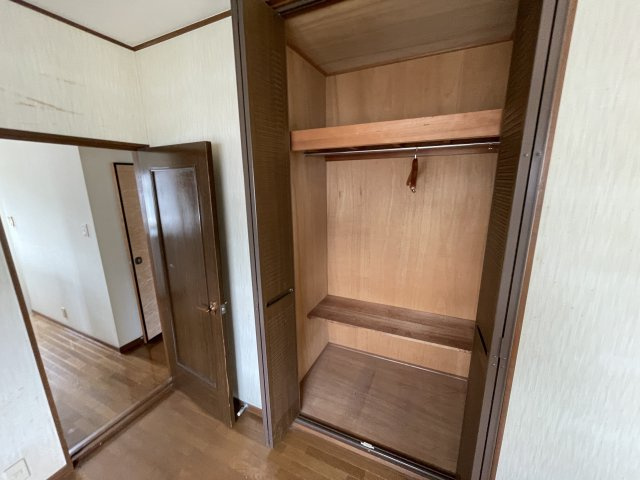 大網白里市駒込の中古一戸建の収納