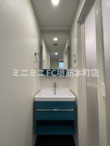 セレニテ本町東リアンの洗面所