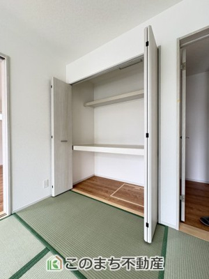 【和室】 | いろどりアイタウン栃木市平柳町3丁目22-P2　10号棟 | 宿泊者の就寝スペースとしても活用できる落ち着いた雰囲気の1階和室6帖☆