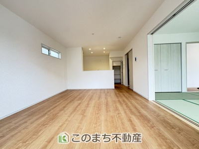 【居間・リビング】 | いろどりアイタウン栃木市平柳町3丁目22-P2　10号棟