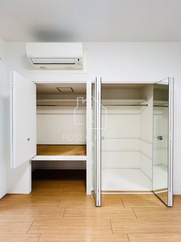 日宝ライフ十二軒町の収納|同マンション別部屋：参考写真