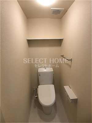 【トイレ】 | ブリーゼⅣ | コンパクトで使いやすいトイレです
