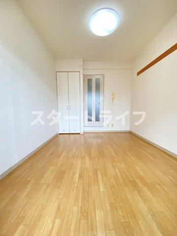大阪市東淀川区下新庄４丁目の賃貸マンションの寝室