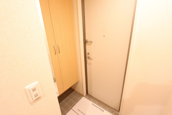 ポートサイドヴィラ　Ⅱの玄関