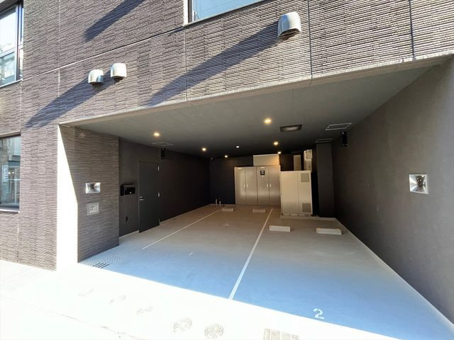 Nifit日本橋横山町の駐車場|駐車スペースもあります