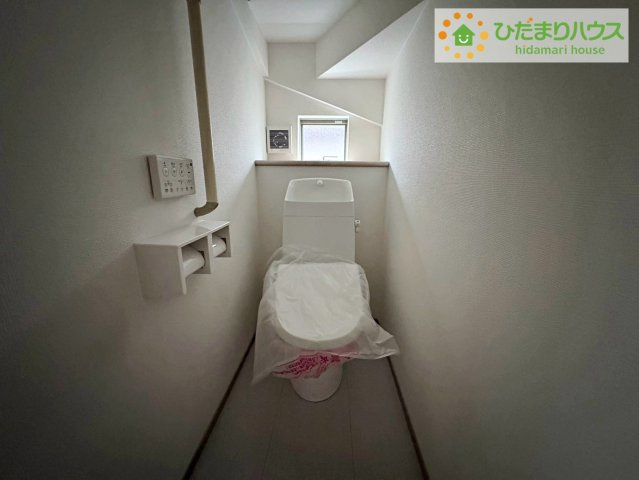 ひたちなか市津田　新築戸建　A号棟のトイレ|トイレは1F、2F共に完備！取り合いになることがありませんね(^^)/