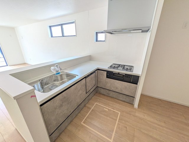 八王子市　東浅川町　新築一戸建て　６期のキッチン|～使い勝手の良いシステムキッチン～