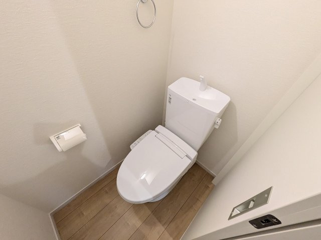 八王子市　東浅川町　新築一戸建て　６期のトイレ|～暖房温水洗浄機能付きトイレ　冬場は特に嬉しい機能ですね～