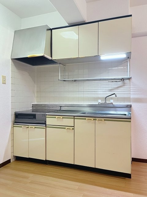 エーデルハイム１５５のキッチン|2口IHコンロ