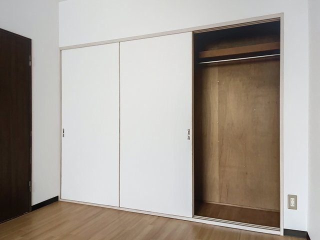 エーデルハイム１５５の収納|クローゼット