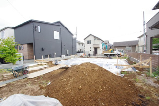 【外観】 | 【仲介手数料無料！！】日野市日野本町6丁目　新築戸建て（全1棟）1号棟　8480万円 | 令和８年６月５日撮影　建築中