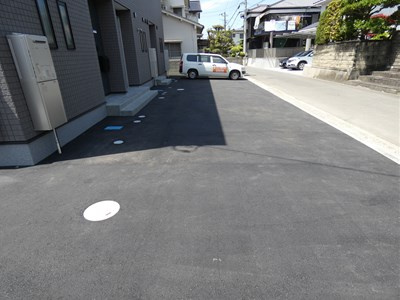 Mサマリアの駐車場|駐車場枠線は引かれています。