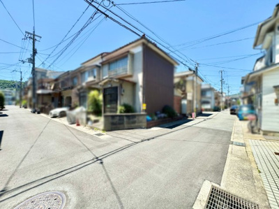 【前面道路含む現地写真】 | 山科区西野楳本町　中古戸建 | 〈こちらの物件〉に興味がある方はお気軽にお問い合わせ下さい！月々のお支払い希望額からお客様が購入可能な物件の価格をシミュレーション致します(*´▽｀*)