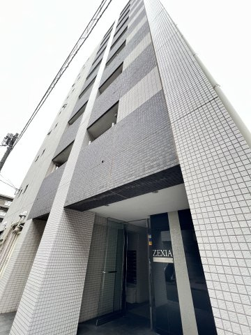 新宿区市谷台町の賃貸マンション