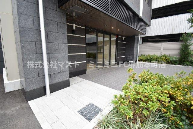 エスリード大阪NAGAHORI GATEのエントランス
