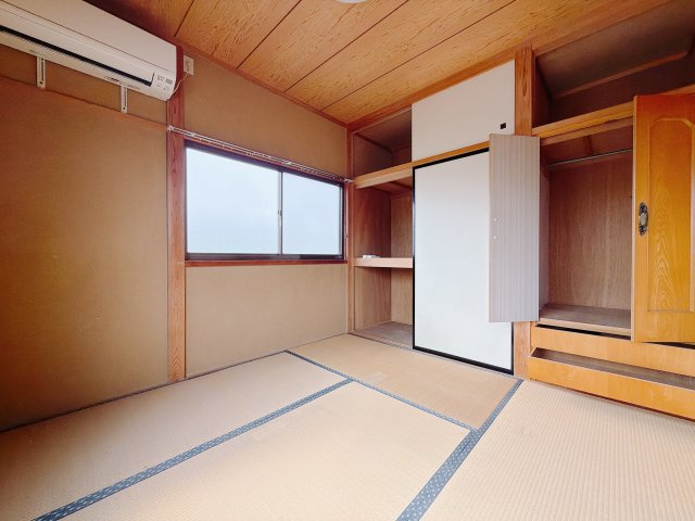 【中古戸建】高崎市棟高町の和室|■1階和室｜和室でしか味わえない畳ならではの香りや素材で和のやすらぎを感じてください♪休日はお子様とお昼寝するのにも最適です！