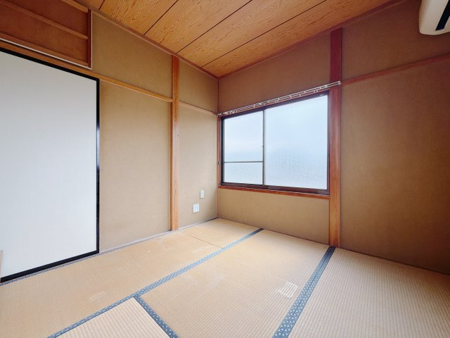 【中古戸建】高崎市棟高町の和室|■1階和室｜和室があると、まるで旅館に泊まりに来たような空間ができて心が安らぎます。