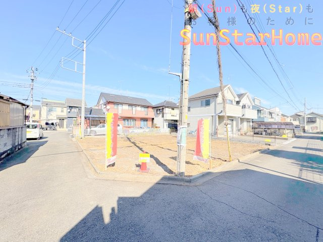 【サンスターホーム現地販売物件】福生市熊川　新築2号棟の前面道路含む現地写真