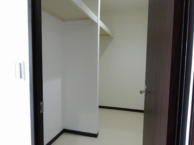 【収納】 | ハイツテクトピア掛川Ⅰ | ウォークインクローゼット