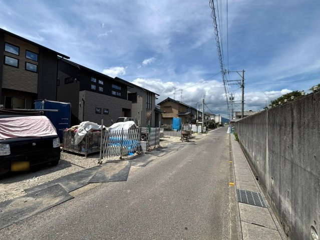 タマタウン　大垣市浅草町3丁目（江東小）　全3区画分譲の前面道路含む現地写真|「現地（2026年7月27日）撮影」　
■前面道路　
■ヤマダ不動産　株式会社リライフ