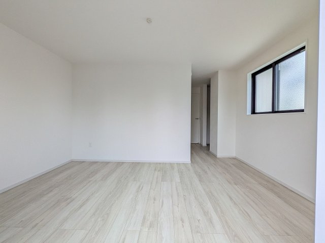 八王子市　東浅川町　新築一戸建て　６期の収納|～ウォークインクローゼットでお荷物がスッキリ収まります～