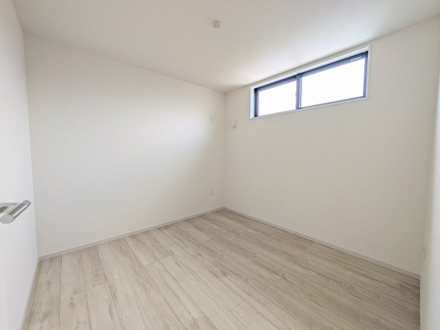 八王子市　東浅川町　新築一戸建て　６期の洋室|～2階4.5帖のサービスルーム～