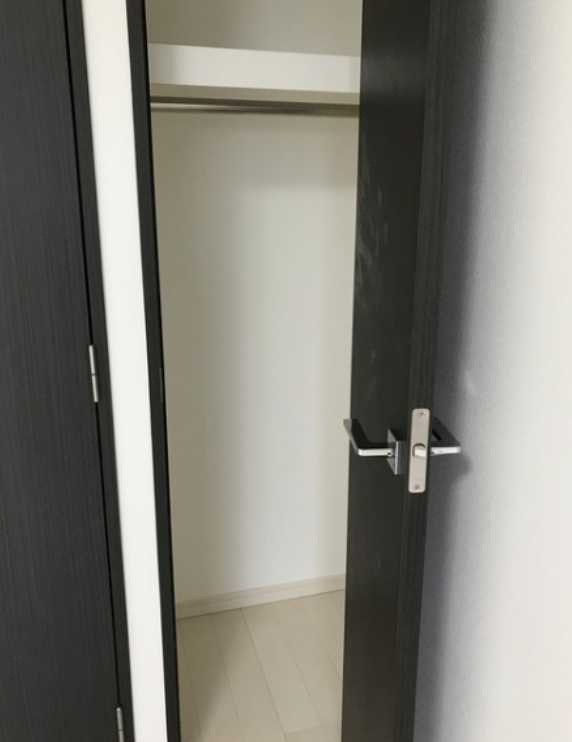 フィオリトゥーラ三軒茶屋ステーションフロント　駅近　ダブルロック　高層階の収納