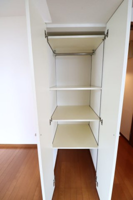 【収納】 | カメリア広尾 | 小物を収納するのに便利です