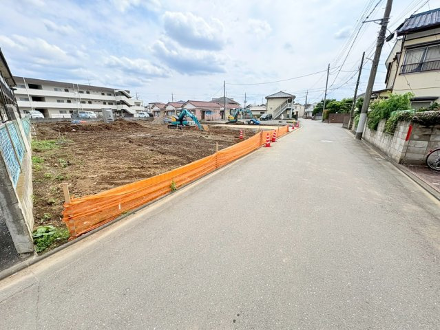 川越市上戸　建築条件なし売地　東武東上線『霞ヶ関駅』徒歩6分　【上戸小学区】の前面道路含む現地写真