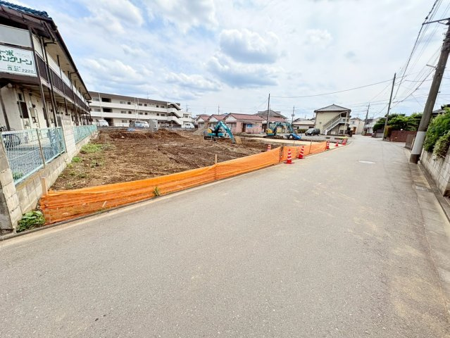 川越市上戸　建築条件なし売地　東武東上線『霞ヶ関駅』徒歩6分　【上戸小学区】の前面道路含む現地写真
