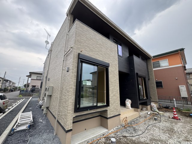 ベルウッド八街Ⅵの外観|工事現場