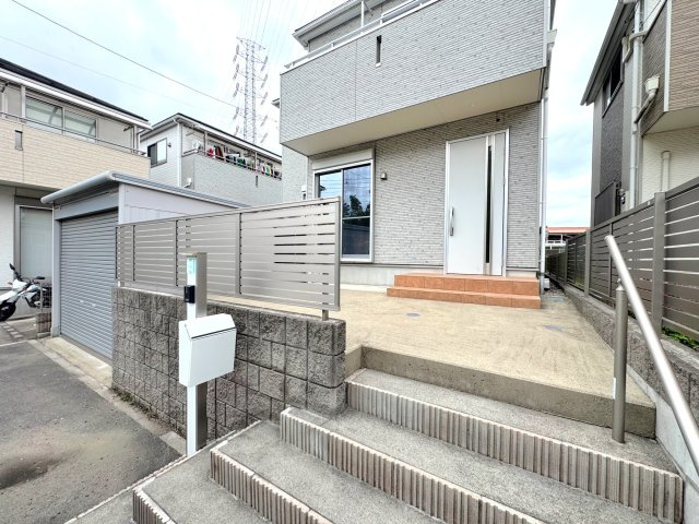 戸建 川口市大字神戸の外観|玄関外