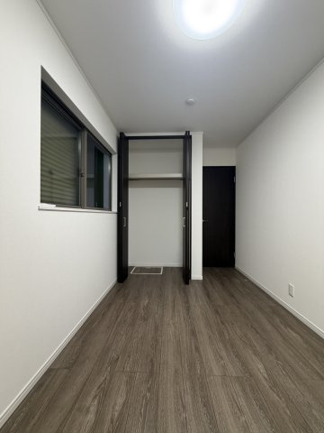 足立区関原1丁目戸建ての収納