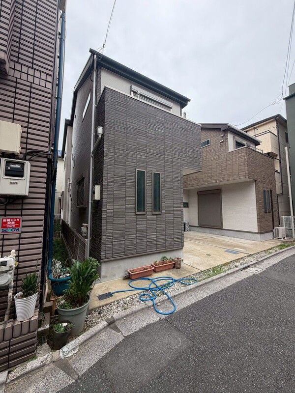 足立区関原1丁目戸建ての外観