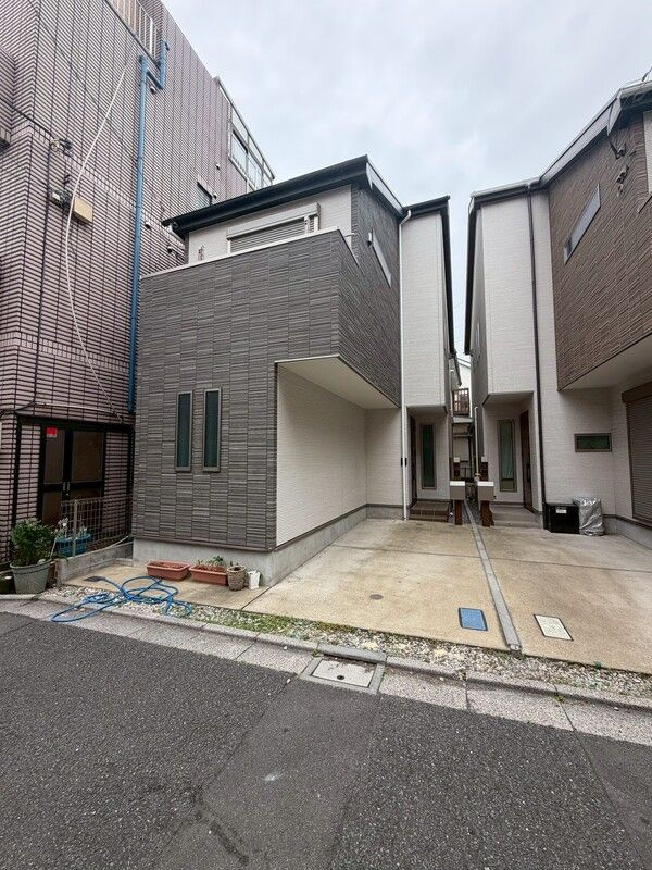足立区関原1丁目戸建ての外観