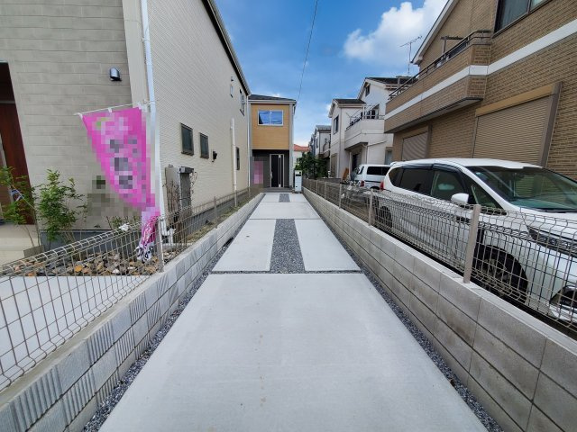 三郷市　鷹野1丁目　新築戸建　全2棟の駐車場|駐車場です