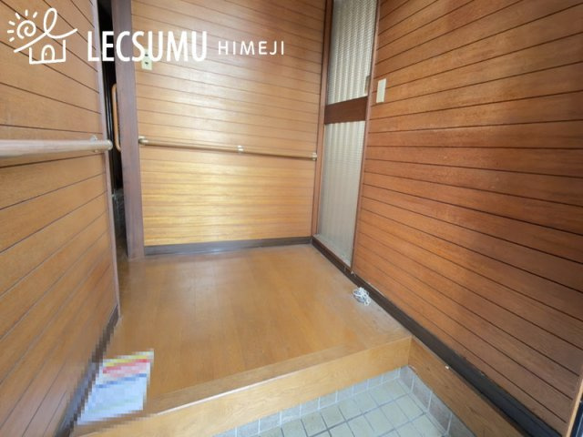 姫路市飾磨区今在家/中古戸建の玄関