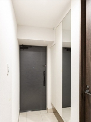【玄関】 | コンフォリア成増グリーンサイド | 別号室参考写真