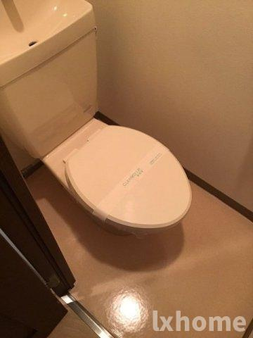 フジパレスヒルズビレッジ上穂積のトイレ|落ち着いたトイレです