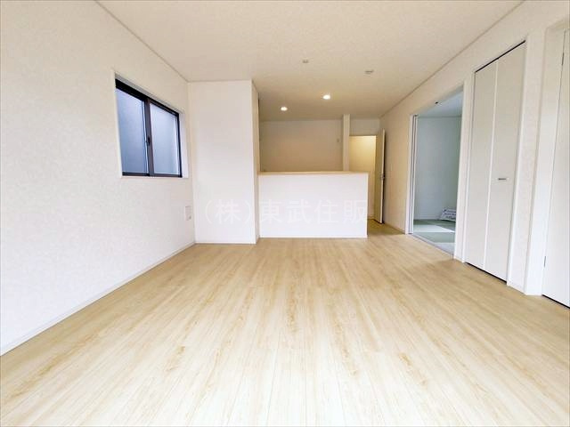 【居間・リビング】の画像