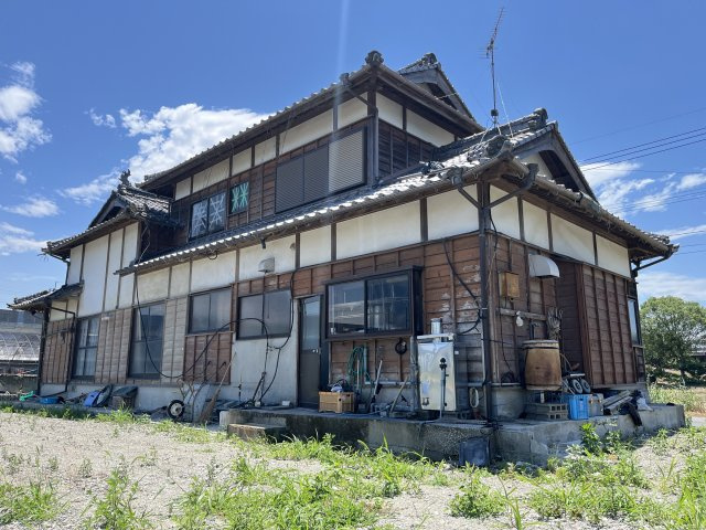 八代市　鏡町鏡　2階建の外観