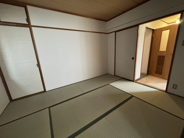 ゴーディ甲子園1番館の居間・リビング