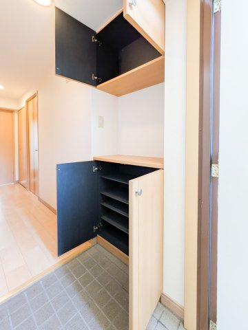 Ｃａｓａ　Ｖｅｒｄｅ甲東園の収納|シューズボックス