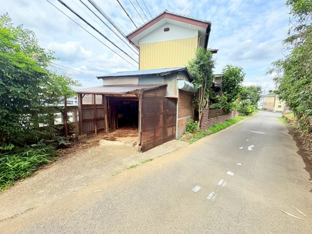 川越市笠幡　建築条件なし売地　JR川越線『笠幡駅』徒歩5分　【霞ヶ関西小学区】の前面道路含む現地写真