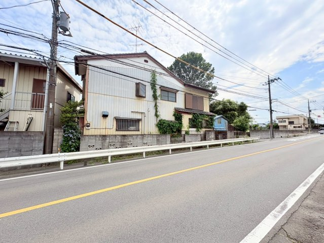 川越市笠幡　建築条件なし売地　JR川越線『笠幡駅』徒歩5分　【霞ヶ関西小学区】の前面道路含む現地写真