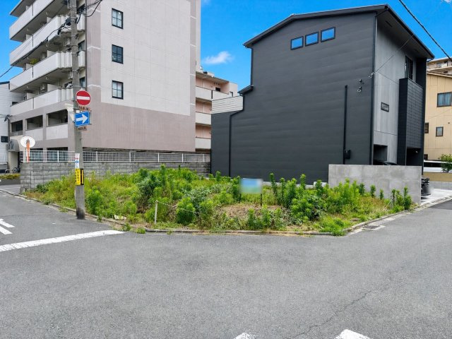 西七条西石ケ坪町の外観