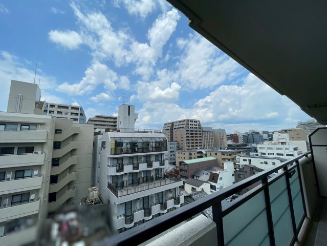 ◆１０階建て８階部分南西角住戸◆地下鉄＆阪急＆京阪の３沿線利用可能◆ディオ・フェルティ京都烏丸東の展望|バルコニーからの眺望