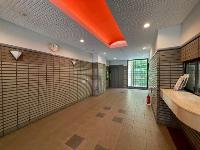 ◆１０階建て８階部分南西角住戸◆地下鉄＆阪急＆京阪の３沿線利用可能◆ディオ・フェルティ京都烏丸東のエントランス|エントランス