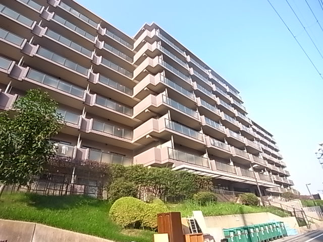フレシア西宮の外観